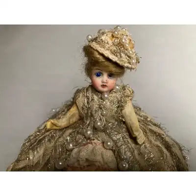 Antike viktorianische Puppe Pin Cushion C1870 - Porzellankopf und Seidenkleid 
