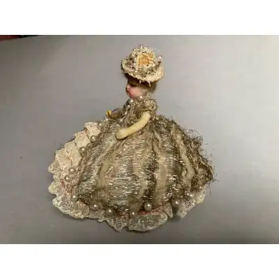 Antike viktorianische Puppe Pin Cushion C1870 - Porzellankopf und Seidenkleid 