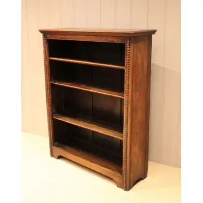 Antikes Eichen-Bücherregal mit verstellbaren Regalböden – Zeitloses Design, ca. 1920