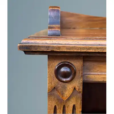 Antikes Mahagoni-Bücherregal – Offenes Design mit Galerie & Verzierungen, 19. Jahrhundert