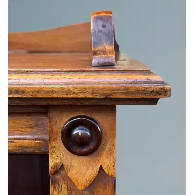 Antikes Mahagoni-Bücherregal – Offenes Design mit Galerie & Verzierungen, 19. Jahrhundert