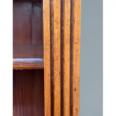 Antikes Mahagoni-Bücherregal – Offenes Design mit Galerie & Verzierungen, 19. Jahrhundert