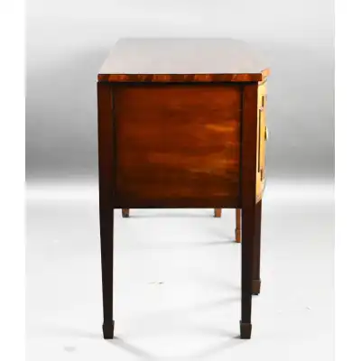 Antikes Mahagoni-Sideboard
