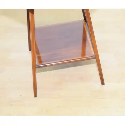 Edwardianischer Beistelltisch aus Mahagoni mit Intarsien