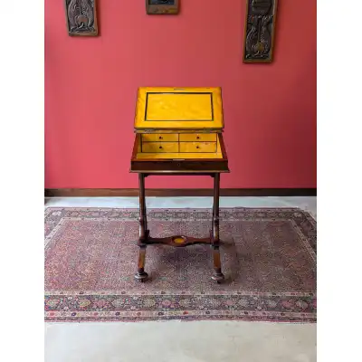 Eleganter viktorianischer offener Davenport-Schreibtisch aus dem 19. Jahrhundert (ca. 1880)