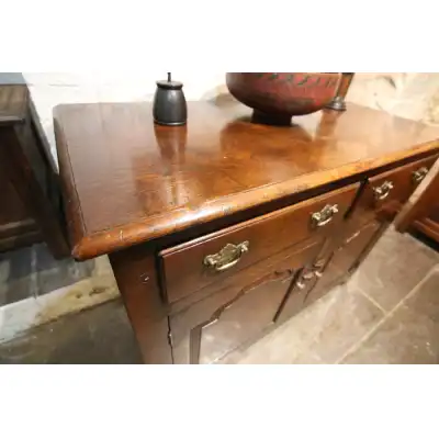 Elegante Eichen-Kommode im georgianischen Stil (ca. 1930) – Hochwertige Handwerkskunst