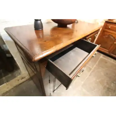 Elegante Eichen-Kommode im georgianischen Stil (ca. 1930) – Hochwertige Handwerkskunst