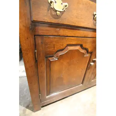 Elegante Eichen-Kommode im georgianischen Stil (ca. 1930) – Hochwertige Handwerkskunst