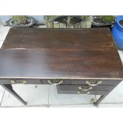 Viktorianischer Schreibtisch – Klassische Eleganz mit 5 Schubladen