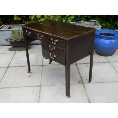 Viktorianischer Schreibtisch – Klassische Eleganz mit 5 Schubladen