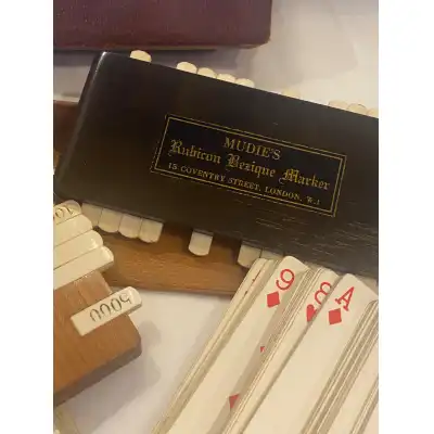 Antikes Bezique-Kartenspiel-Set mit Silbermontierung & Originalkarten (London, 1928)