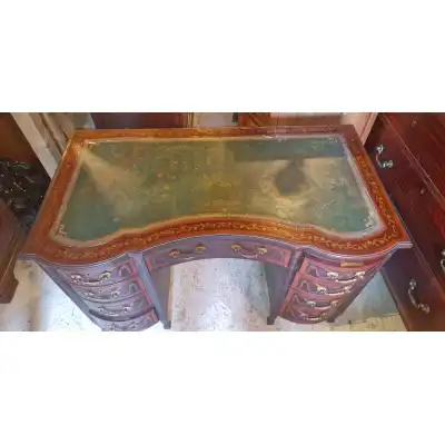 Antiker Schreibtisch 