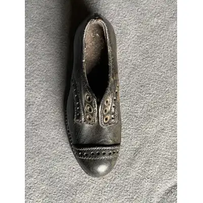 Seltene Miniatur-Lederschnürschuh aus England (ca. 1900-1925) – Handgefertigtes Sammlerstück
