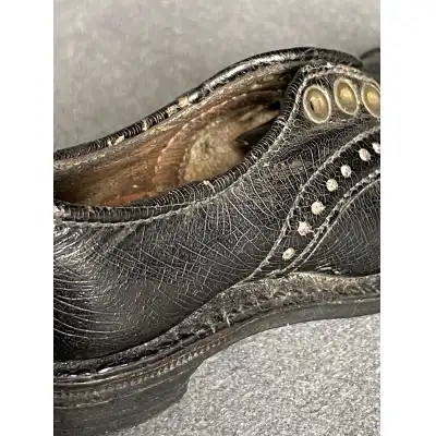 Seltene Miniatur-Lederschnürschuh aus England (ca. 1900-1925) – Handgefertigtes Sammlerstück