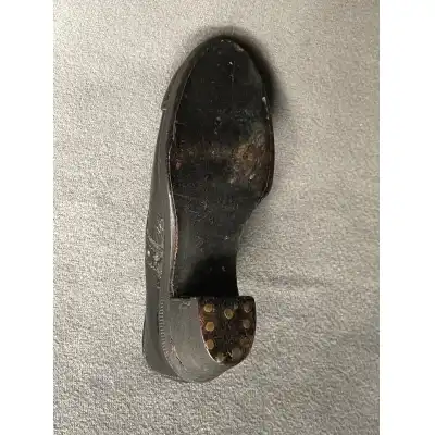 Seltene Miniatur-Lederschnürschuh aus England (ca. 1900-1925) – Handgefertigtes Sammlerstück