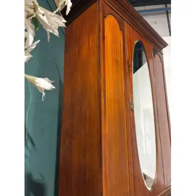 Antiker Edwardianischer Mahagoni-Kleiderschrank mit Spiegel & Intarsien – Eleganz & Funktionalität