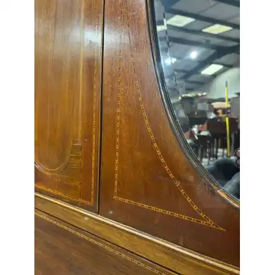 Antiker Edwardianischer Mahagoni-Kleiderschrank mit Spiegel & Intarsien – Eleganz & Funktionalität
