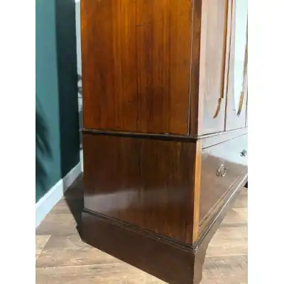 Antiker Edwardianischer Mahagoni-Kleiderschrank mit Spiegel & Intarsien – Eleganz & Funktionalität