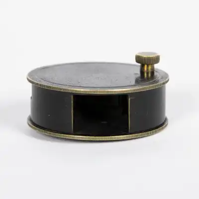 Antiker Apomecometer im originalen Lederetui – Präzisionsinstrument mit historischem Wert