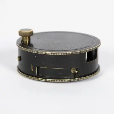 Antiker Apomecometer im originalen Lederetui – Präzisionsinstrument mit historischem Wert