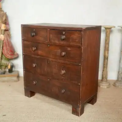 Georgianische Mahagoni-Kommode – Eleganz aus dem 18. Jahrhundert