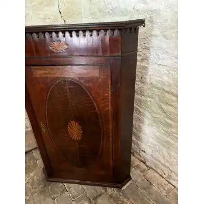 Original Georgianischer Hänge-Eckschrank 