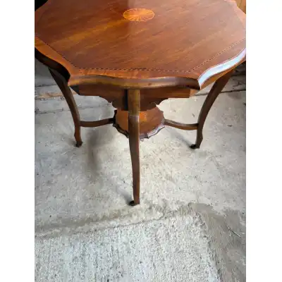 Antiker Edwardianischer Mahagoni-Couchtisch