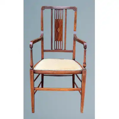 Antiker Edwardianischer Mahagoni-Armstuhl