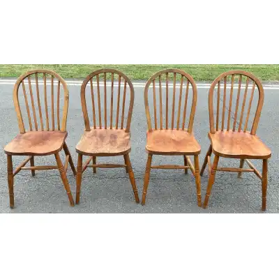 Antikes Set aus vier Edwardianischen Buchen-Küchenstühlen