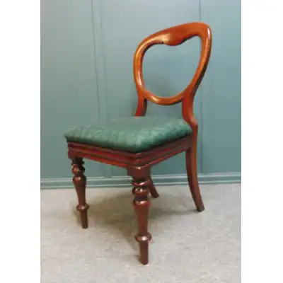 antikes Set von zehn Esszimmerstühlen