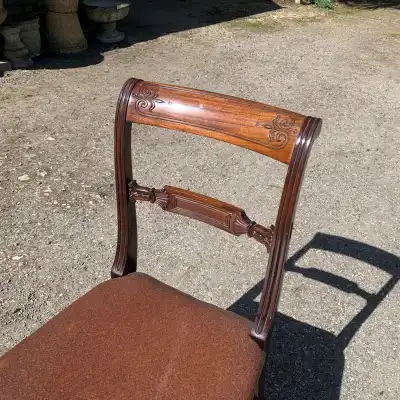 Set aus vier hochwertigen Regency-Mahagoni-Esszimmerstühlen