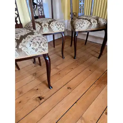 Set aus vier Edwardianischen Mahagonistühlen mit Intarsien