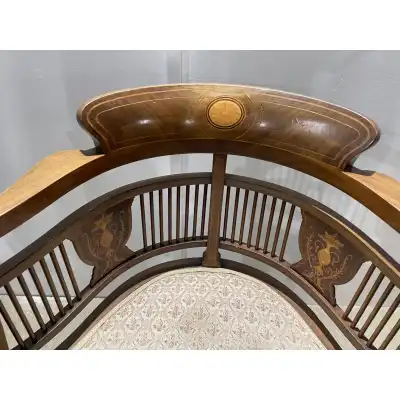 Edwardianischer Mahagoni-Eckstuhl mit Marketerie und Intarsien