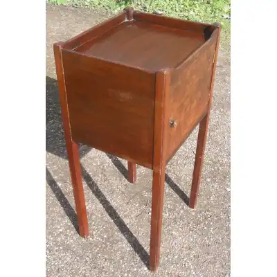 Georgianischer Mahagoni Beistelltisch mit Tablettaufsatz – Antik ca. 1800