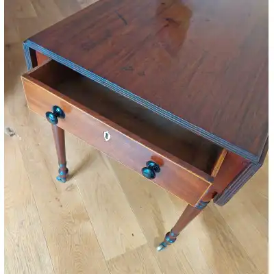 Regency Mahagoni Pembroke-Tisch mit 2 Schubladen & Teebox – Antik