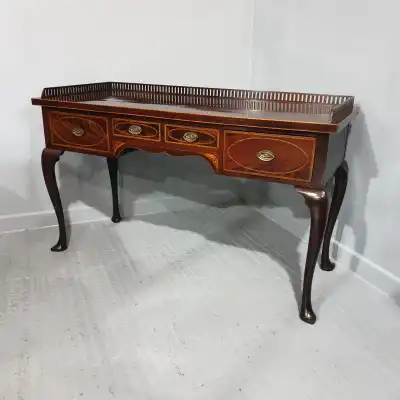 Irisches Mahagoni-Buffet oder Sideboard mit Intarsien – Antik, ca. 1900