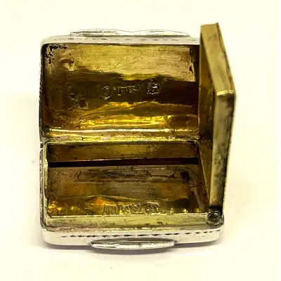 Georgian Silber Vinaigrette - Ein Antikes Meisterwerk von 1835