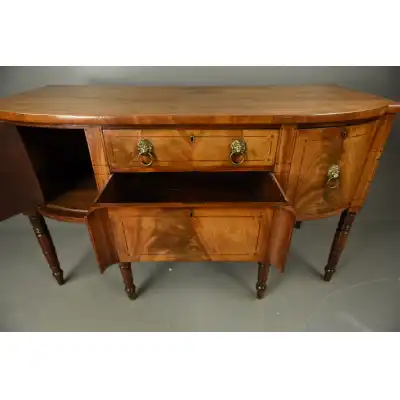 Georgian Mahogany Sideboard – Antikes Meisterwerk aus dem Jahr 1800