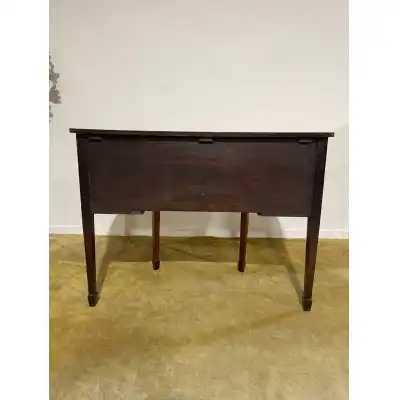 Edwardian Mahogany Inlaid Demi Lune Sideboard – Ein Meisterwerk der Möbelkunst