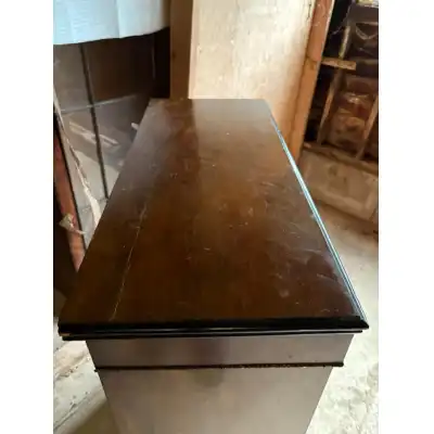 Antiker Beistellschrank mit Glastür und Intarsien