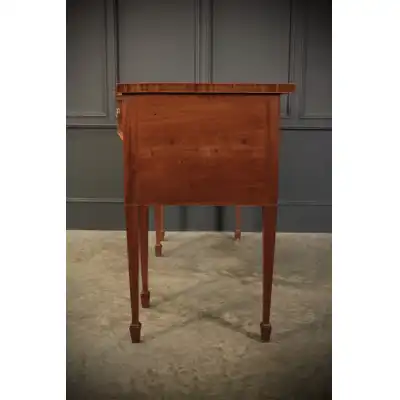 Regency Mahagoni-Sideboard mit feinen Intarsien – Antik ca. 1800