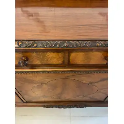Hochwertiges antikes Sideboard aus Maser-Walnuss von Maple & Co. – ca. 1920