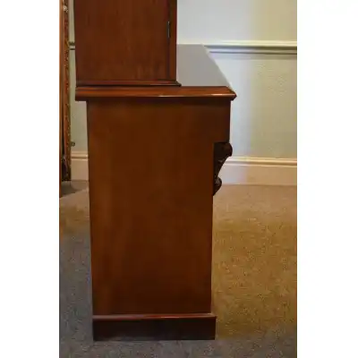 Eleganter viktorianischer Mahagoni-Bücherschrank – Antik