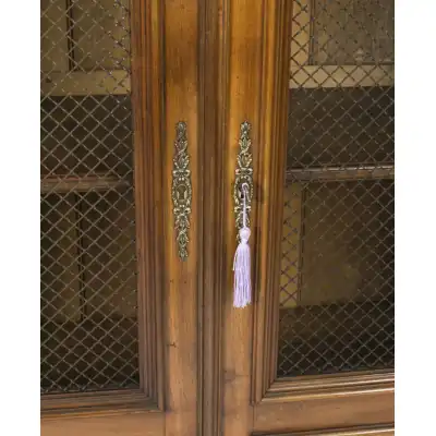 Antiker französischer Empire-Bücherschrank aus Walnuss – 19. Jahrhundert