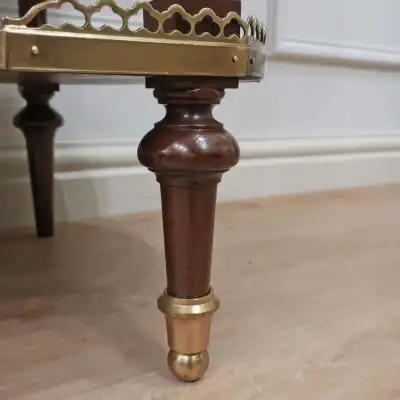 Antike französische Mahagoni-Vitrine – Edwardianische Epoche, ca. 1900