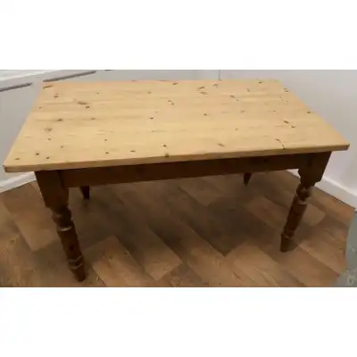 Pine Farmhouse Kitchen Table – Antiker Esstisch aus Kiefernholz von 1930