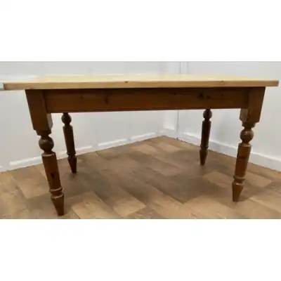 Pine Farmhouse Kitchen Table – Antiker Esstisch aus Kiefernholz von 1930