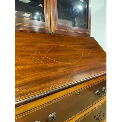 Bücherregal-Sekretär aus massivmahagoni