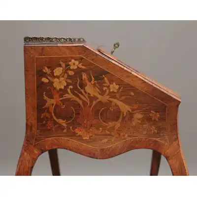 Sekretär mit Marqueterie