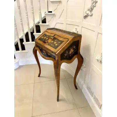 Antiker Sekretär aus Satinholz